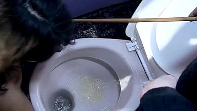 လွှမ်းမိုးချုပ်ကိုင်မှု porn